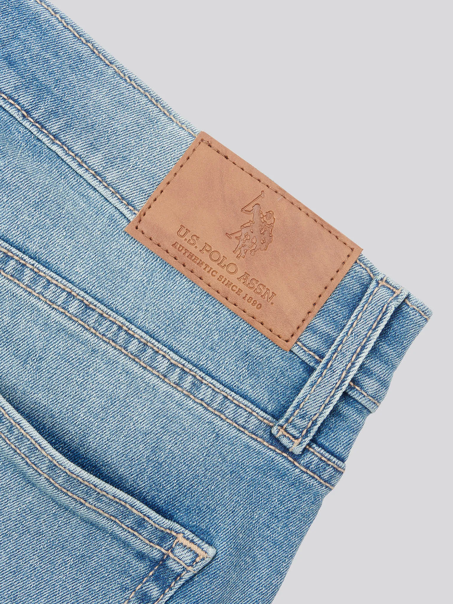 Mens 5 Pocket Slim Fit Denim Jeans in Mid Wash