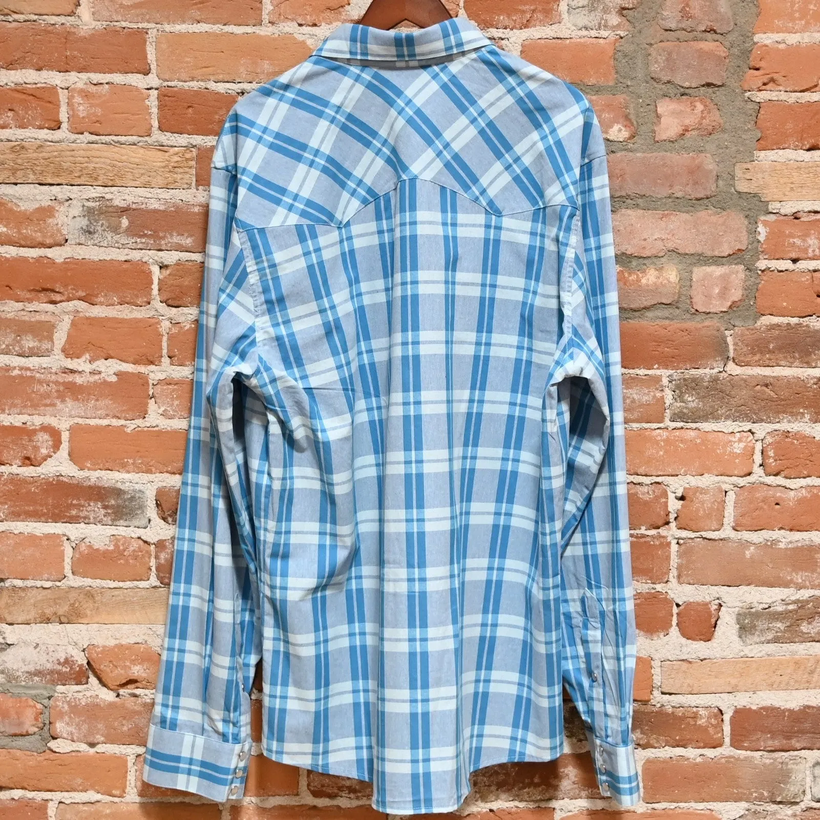 Sleeve Reaper Men's Shirt in Light Blue Plaid