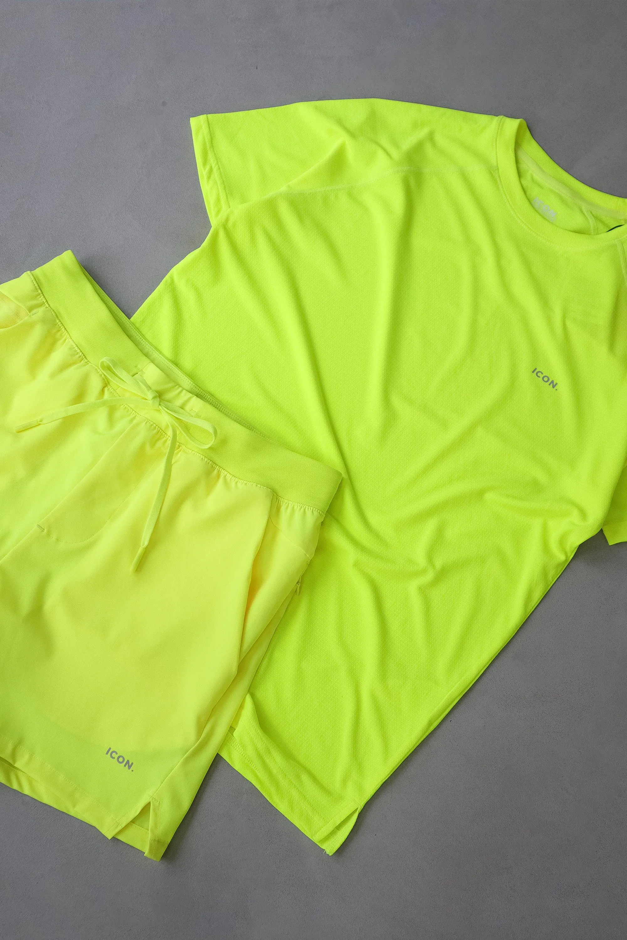 THE ICON ACTIVE T-SHIRT