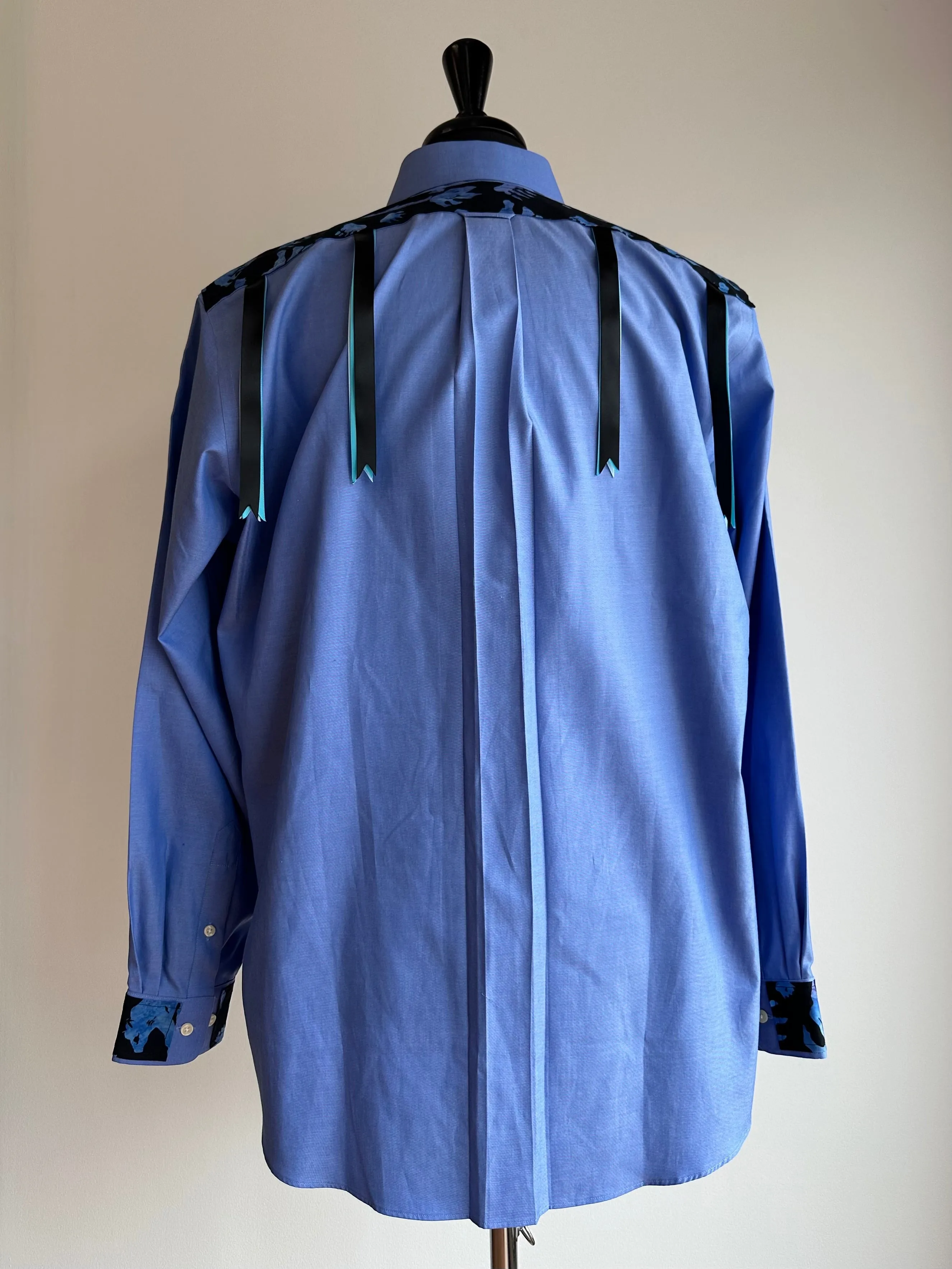 Vi's CREE-ations Men's Medium/Large Ribbon Shirts