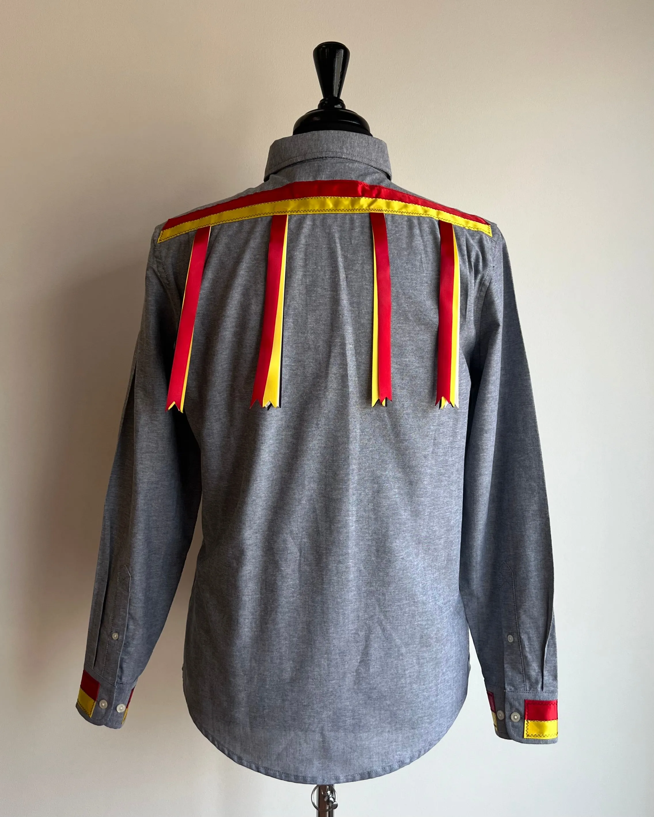 Vi's CREE-ations Men's Medium/Large Ribbon Shirts